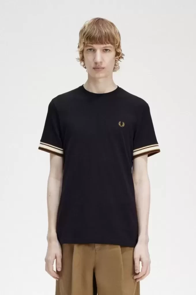 Bold Tipped Piqué Men’s T-Shirt