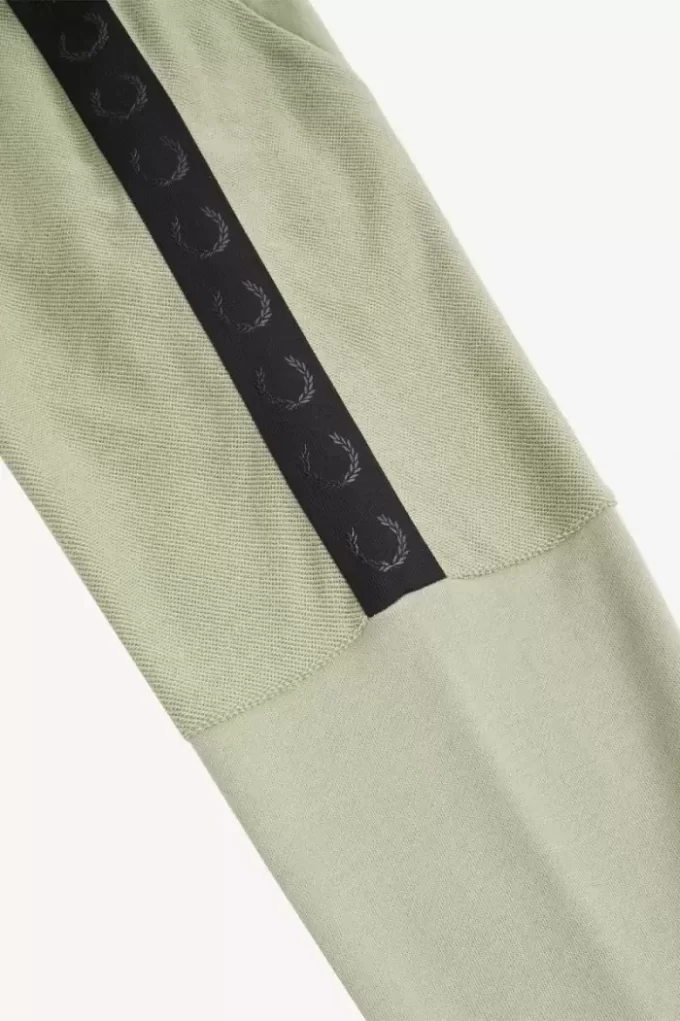 Circle Branding Half-Zip Men’s Sweatshirts