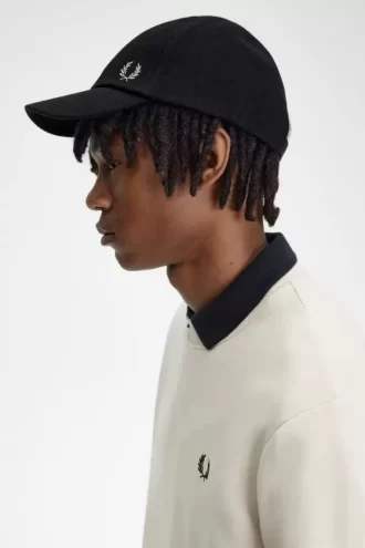 Classic Pique Men’s Caps