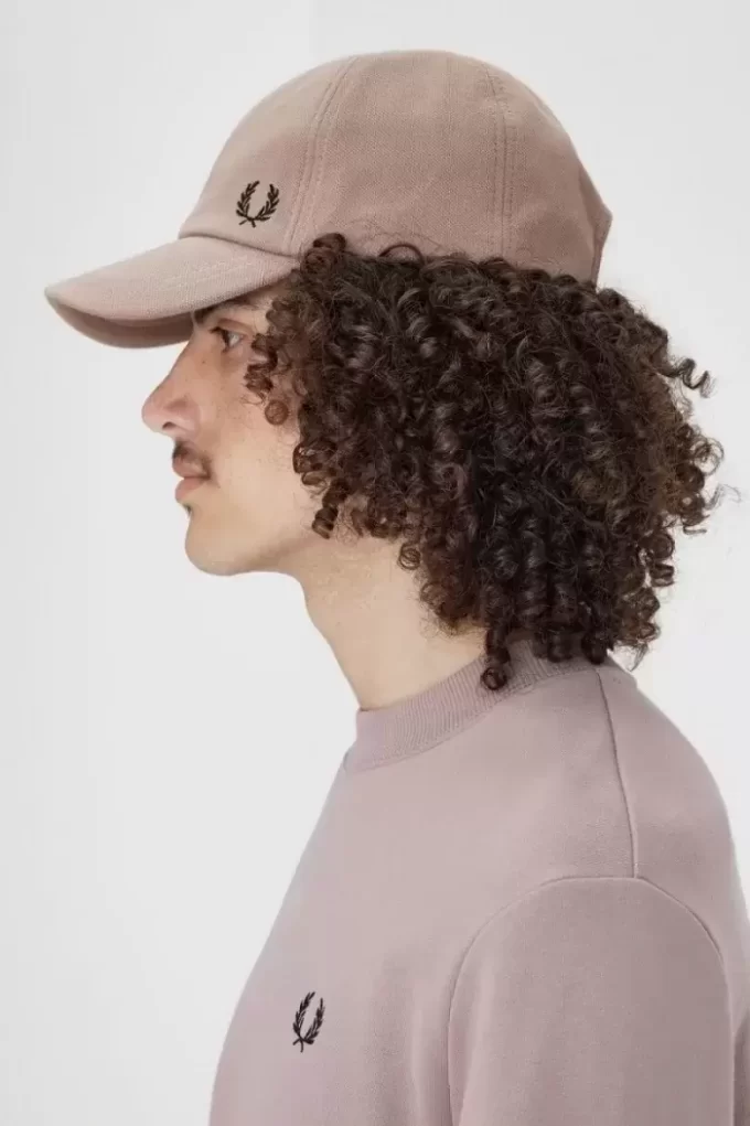 Classic Pique Men’s Caps