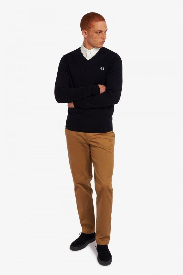 Classic V Neck Jumper Knitwear Classic V Neck Jumper Knitwear