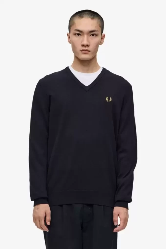 Classic V-Neck Men’s Jumper Classic V-Neck Men’s Jumper