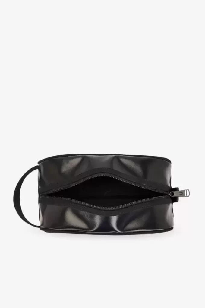 Coated Polyester Wash Men’s Bags Coated Polyester Wash Men’s Bags