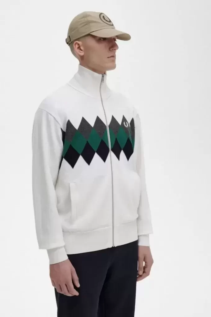 Diamond Intarsia Men’s Cardigan Diamond Intarsia Men’s Cardigan