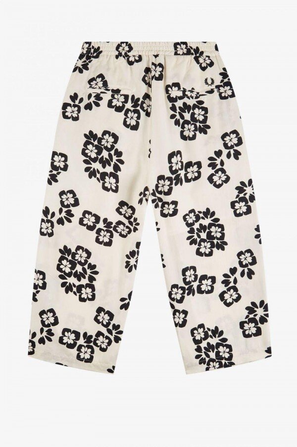 Fred Perry Floral Print Pants Fred Perry Floral Print Pants