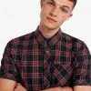Fred Perry M3849 Shirts