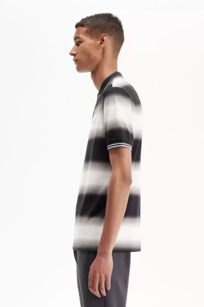 Gradient Stripe Men’s Polo Shirt Gradient Stripe Men’s Polo Shirt