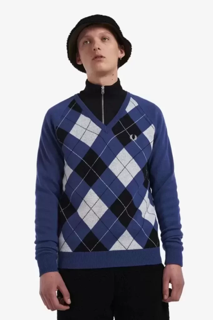 Lambswool Argyle V-Neck Men’s Jumper Lambswool Argyle V-Neck Men’s Jumper