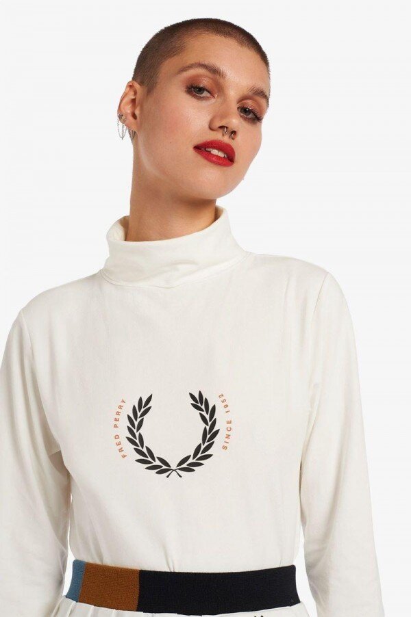 Laurel Wreath Roll Neck T Shirts Laurel Wreath Roll Neck T Shirts