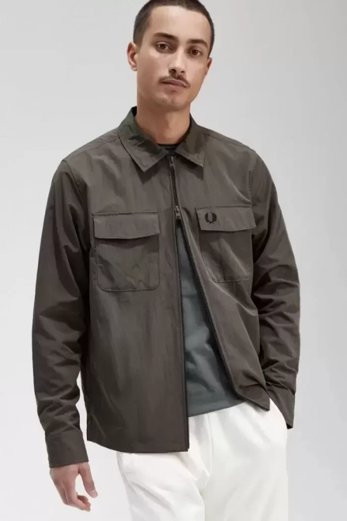 Lightweight Zip-Through Men’s Shirt Lightweight Zip-Through Men’s Shirt