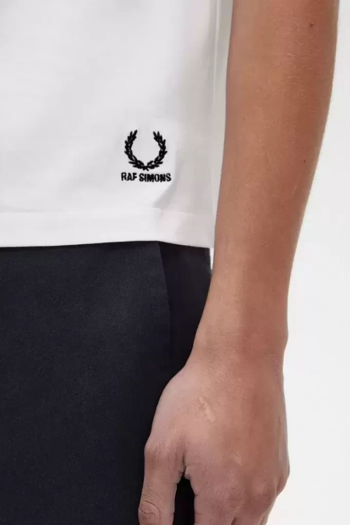 Printed Slim-Fit Men’s T-Shirt Printed Slim-Fit Men’s T-Shirt