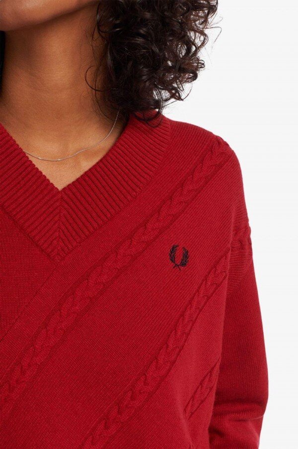Split Hem Cable Knit Jumper Knitwear Split Hem Cable Knit Jumper Knitwear